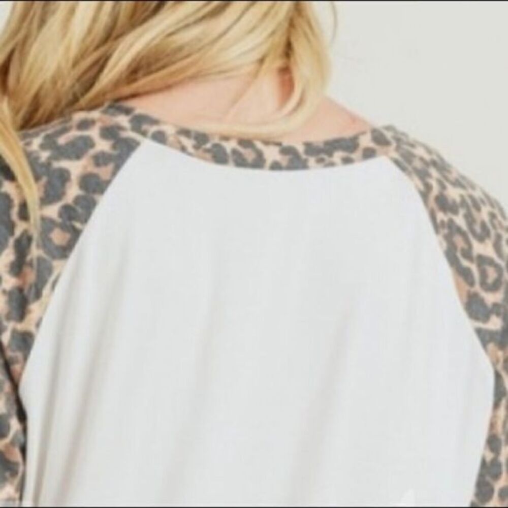 Leopard Sleeve Baseball Tee - Picture 8 of 12